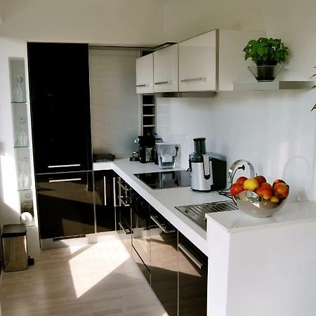 Modern Apartment In Uccle - Brussels بروكسل المظهر الخارجي الصورة