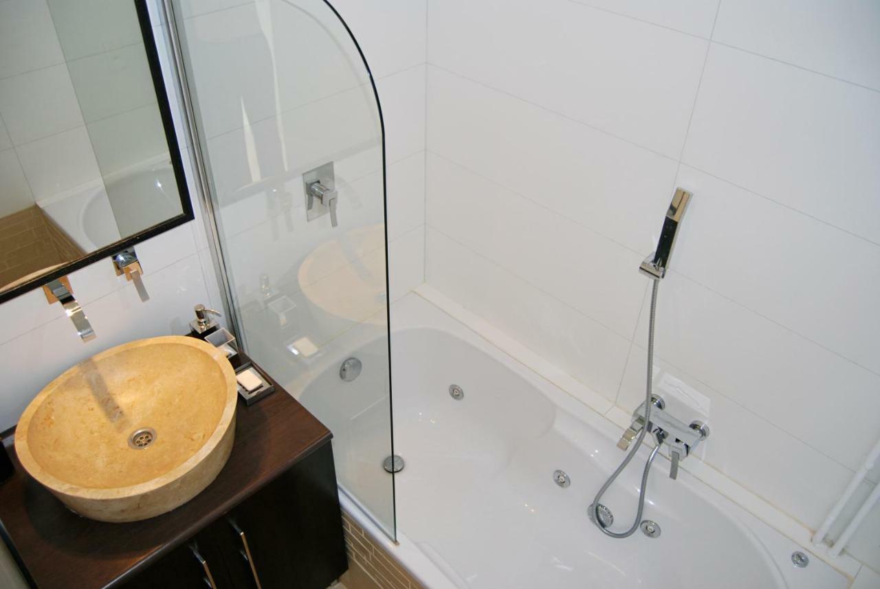 Modern Apartment In Uccle - Brussels بروكسل المظهر الخارجي الصورة