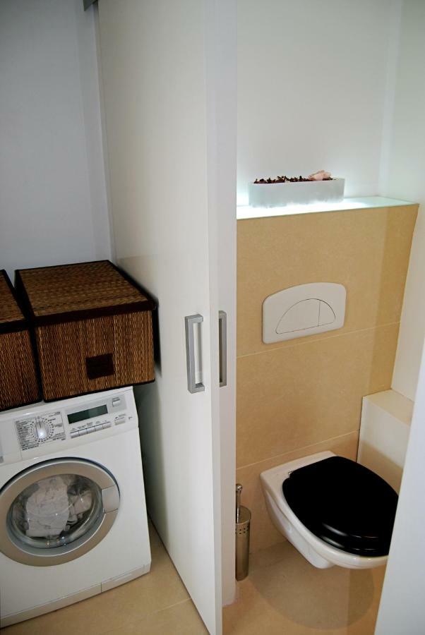Modern Apartment In Uccle - Brussels بروكسل المظهر الخارجي الصورة